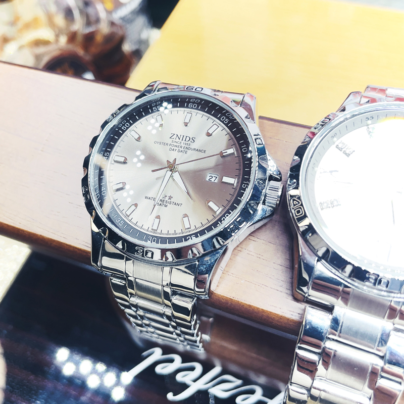 メンズスポーツウォッチ、防水ステンレススチールストラップ、夜 - Smartwatch Watches Best Gift For Men のレビューと価格